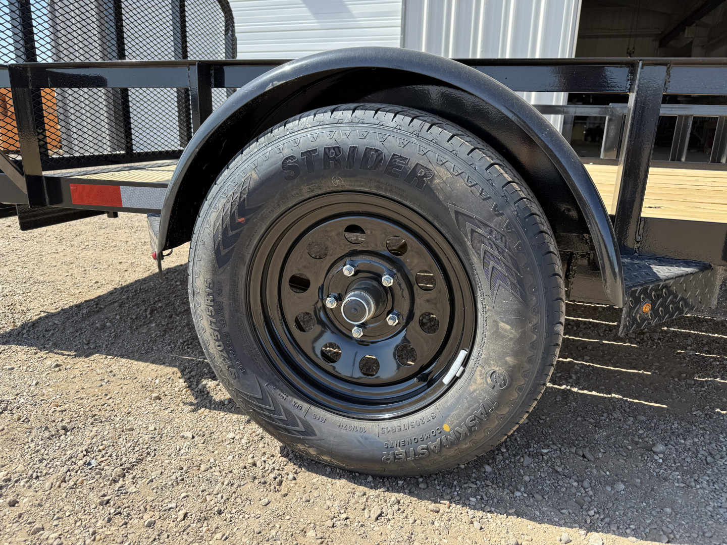 New 2025 X-On 77"x12' Single Axle Utility Trailer - U2