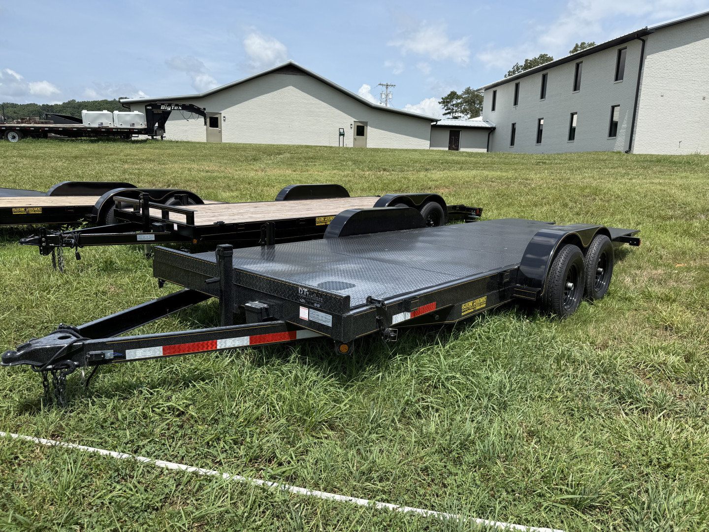 New 2025 P & T Trailers 10K 20' TILT CAR HAULER STEEL Car Hauler