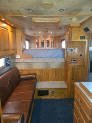 Used 2007 Cimarron Norstar 5H 12'LQ, Generator and Hay Pod