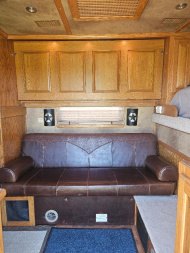 Used 2007 Cimarron Norstar 5H 12'LQ, Generator and Hay Pod