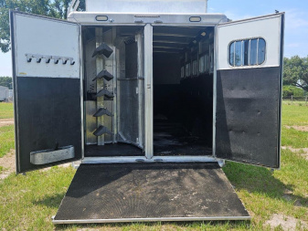 Used 2007 Cimarron Norstar 5H 12'LQ, Generator and Hay Pod