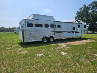 Used 2007 Cimarron Norstar 5H 12'LQ, Generator and Hay Pod