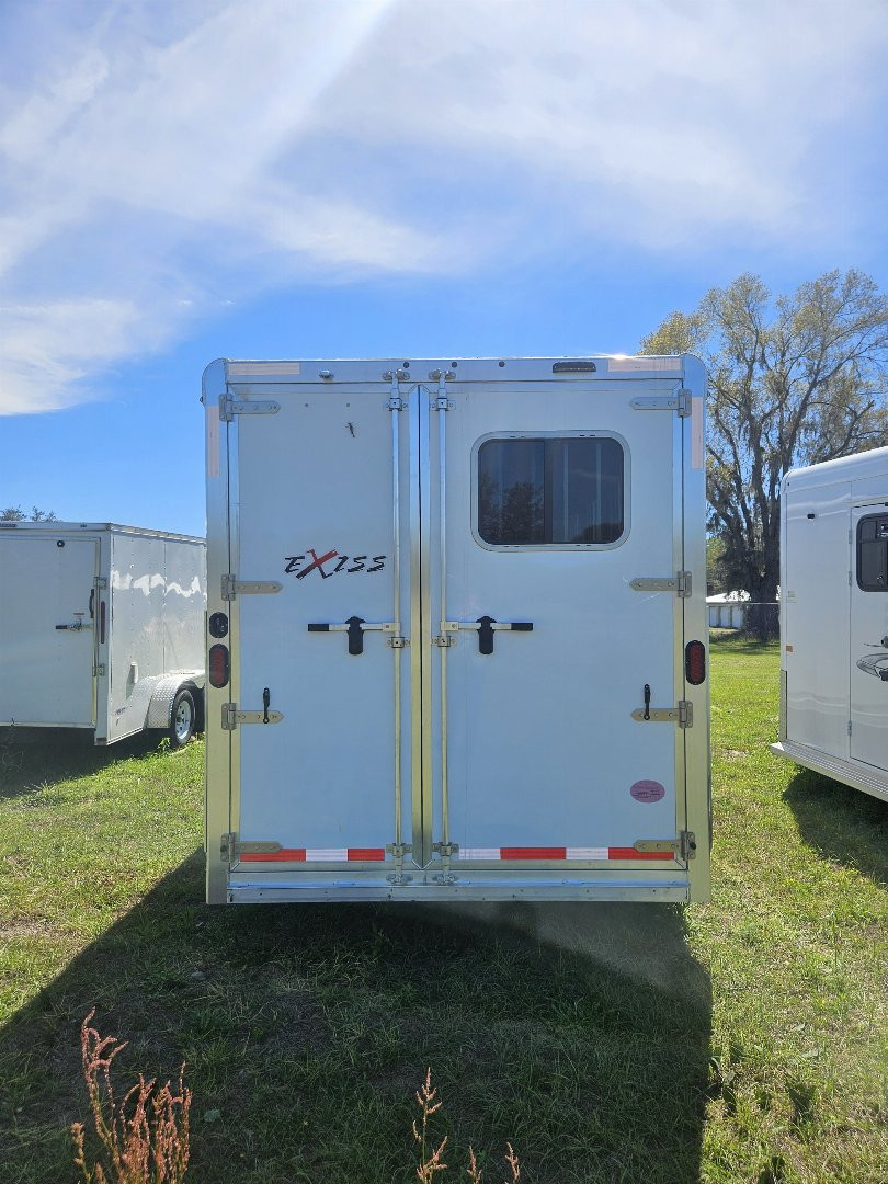 New 2025 Exiss 7400 GN Horse Trailer
