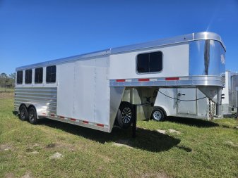 New 2025 Exiss 7400 GN Horse Trailer