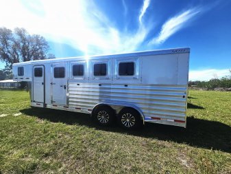 New 2025 Exiss 7400 GN Horse Trailer