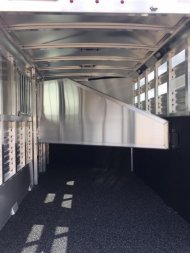 New 2025 EXISS TRAILERS 3H Express CXF Edition Horse Trailer