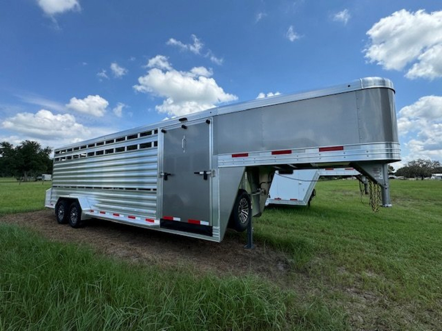 New 2025 Exiss Trailers Stock 7024 Show Cattle Trailer