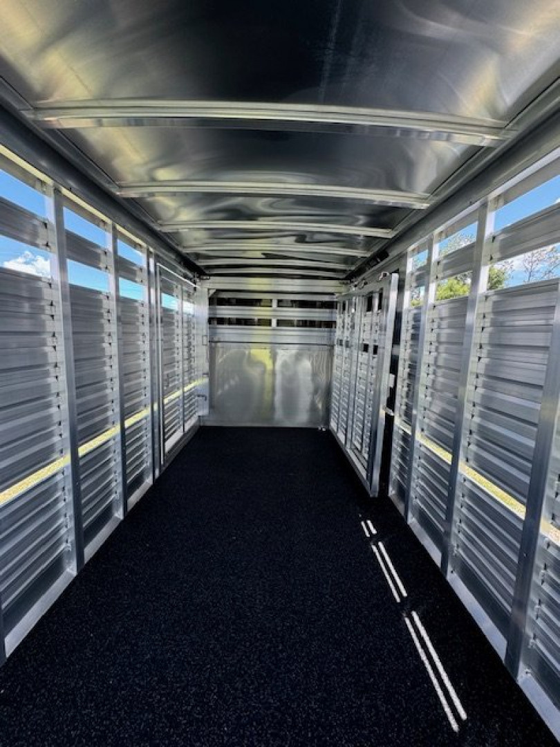 New 2025 Exiss Trailers Stock 7024 Show Cattle Trailer
