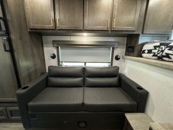 New 2024 EXISS TRAILERS Escape 7410 LQ Horse Trailer