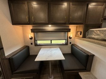 New 2024 EXISS TRAILERS Escape 7308 3H LQ IN STOCK Horse Trailer