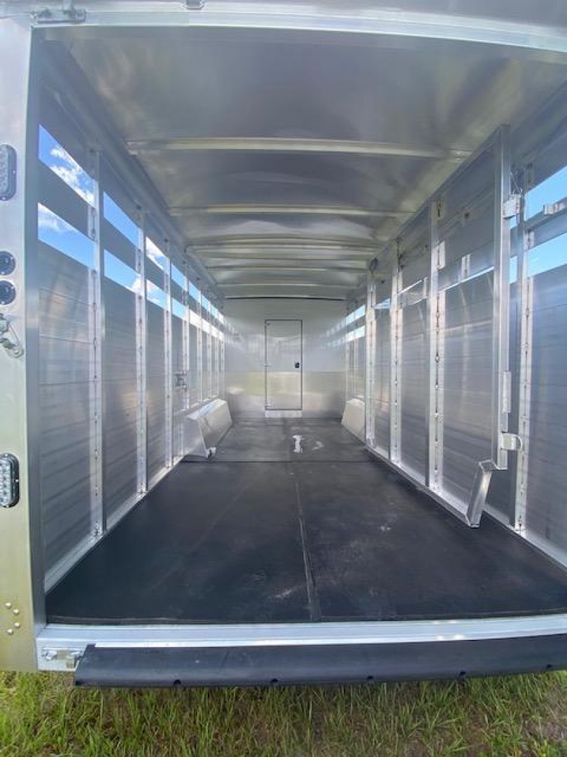 New 2023 SUNDOWNER TRAILERS Rancher Stock Combo 10.5 LQ W/ Mid Tack IN STOCK Stock / Stock Combo Trailer