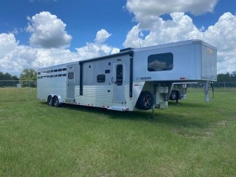 New 2023 SUNDOWNER TRAILERS Rancher Stock Combo 10.5 LQ W/ Mid Tack IN STOCK Stock / Stock Combo Trailer