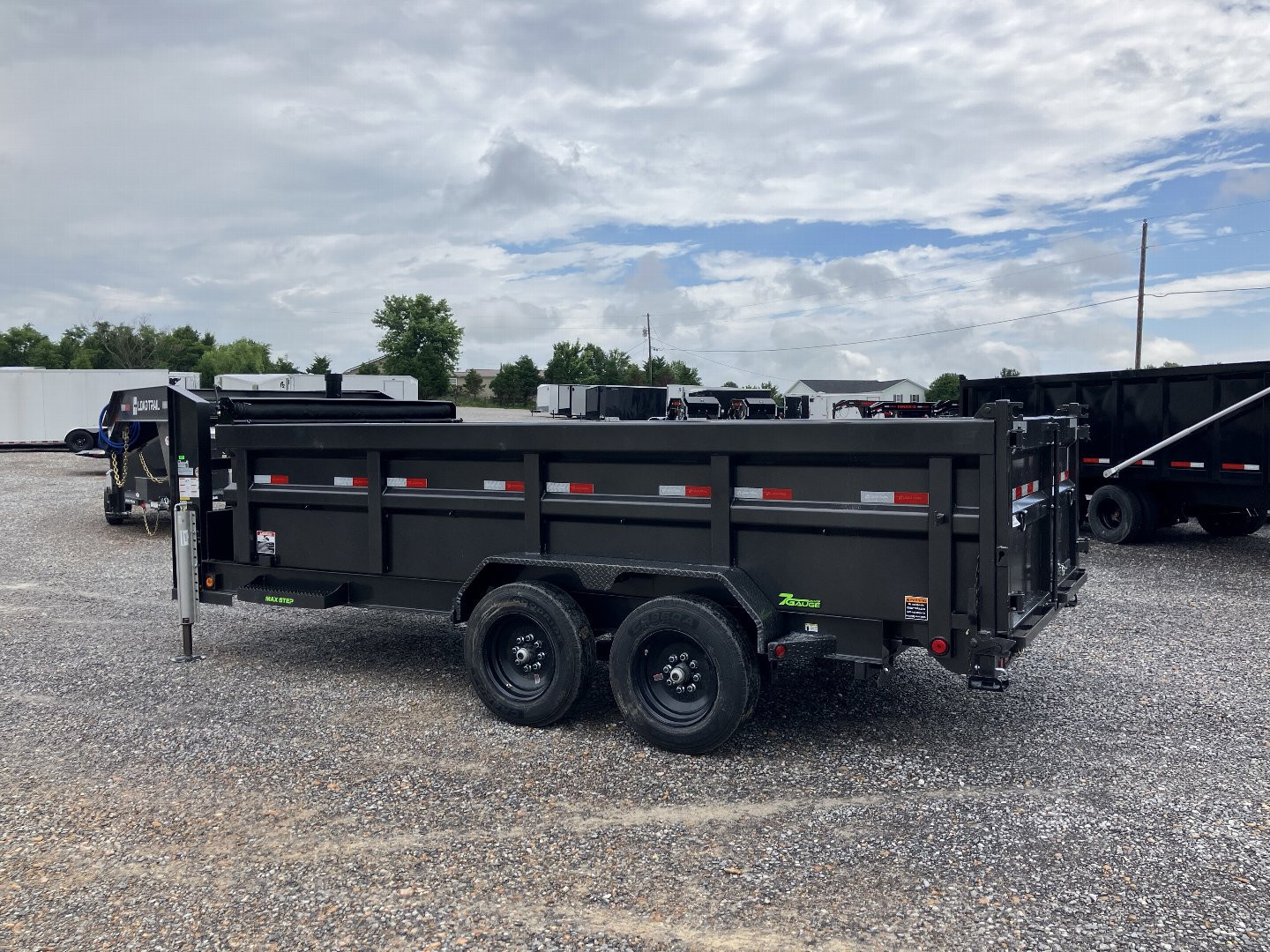New 2025 Load Trail 83" x 16' 16k Gooseneck Dump Trailer