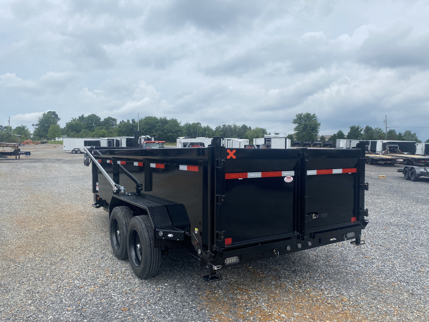 New 2026 MAXXD Dump Trailer | 16' x 83' 17.5K GVWR