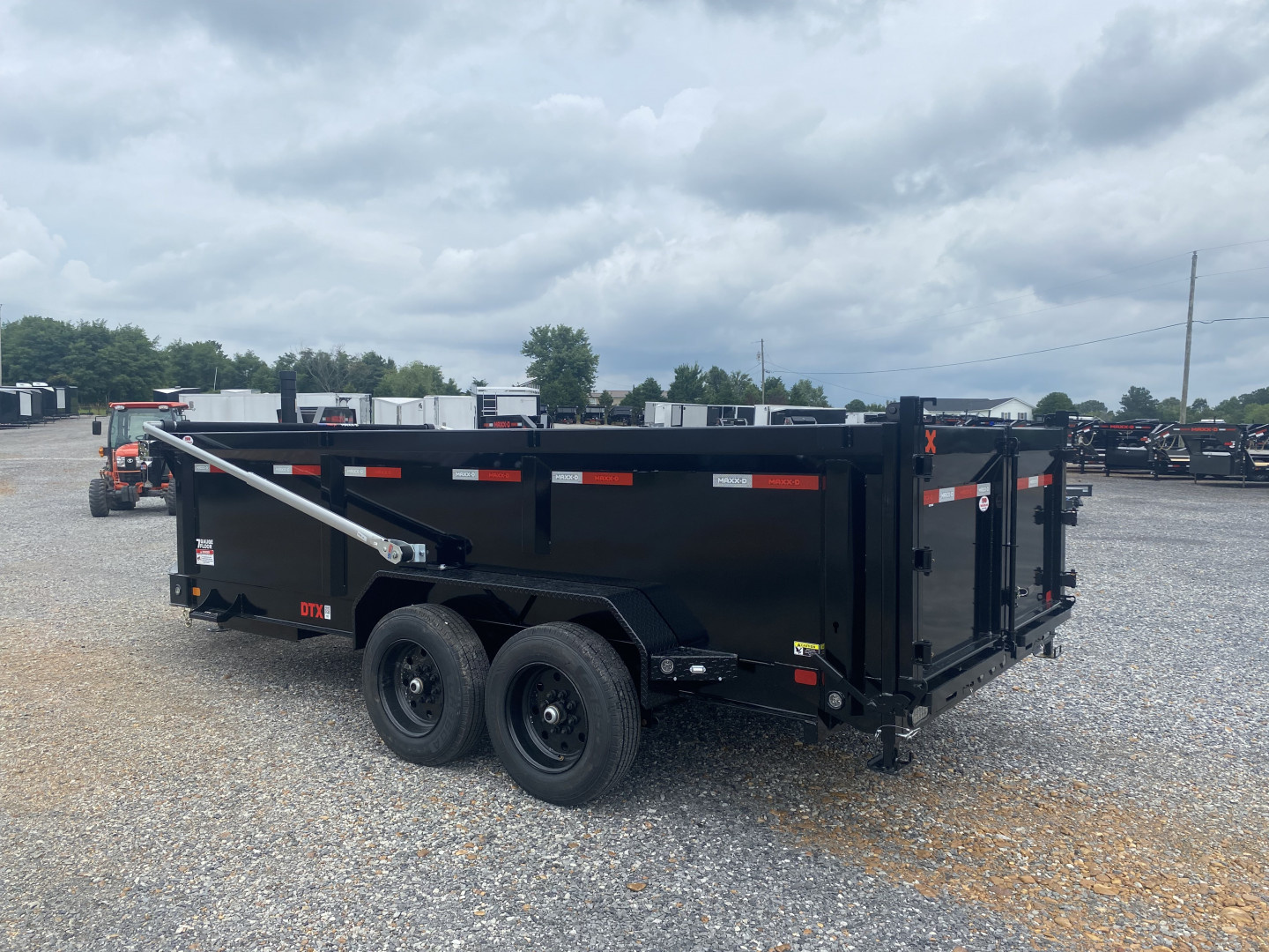 New 2026 MAXXD Dump Trailer | 16' x 83' 17.5K GVWR