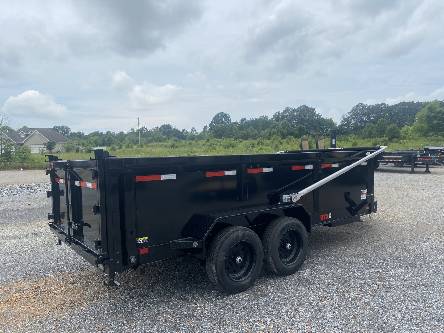 New 2026 MAXXD Dump Trailer | 16' x 83' 17.5K GVWR