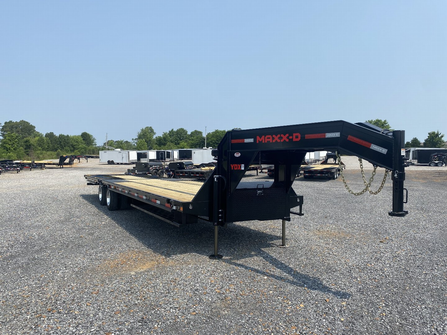 New 2026 MAXXD 102"X34' 30k Hyd Dove Gooseneck Trailer *22K Winch*