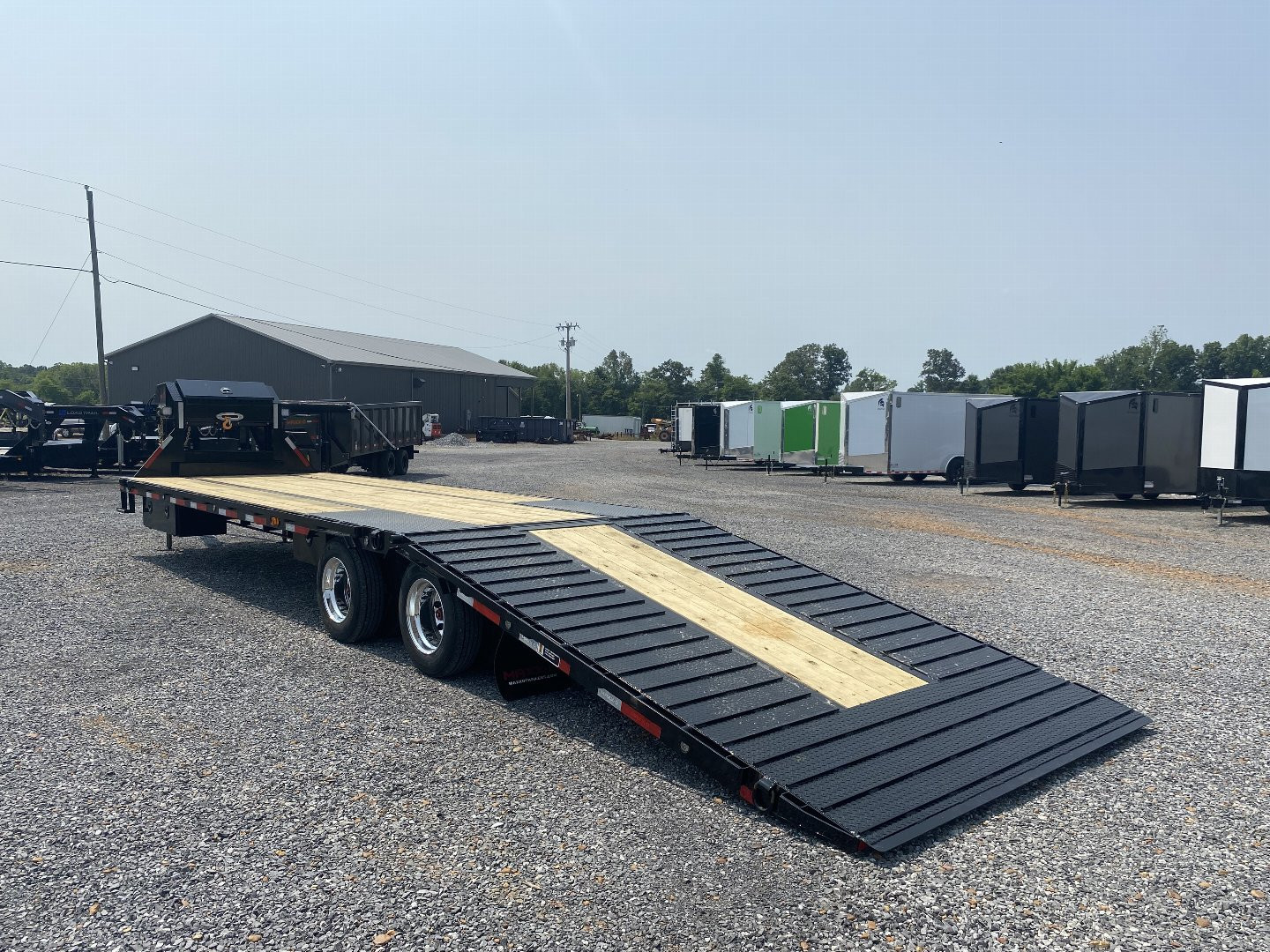 New 2026 MAXXD 102"X34' 30k Hyd Dove Gooseneck Trailer *22K Winch*