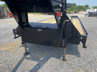 New 2026 MAXXD 102"X34' 30k Hyd Dove Gooseneck Trailer *22K Winch*