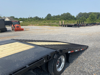 New 2026 MAXXD 102"X34' 30k Hyd Dove Gooseneck Trailer *22K Winch*