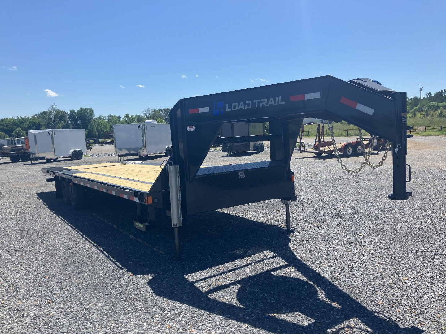 New 2025 Load Trail 102"X30' 16K Hyd Dove Gooseneck Trailer