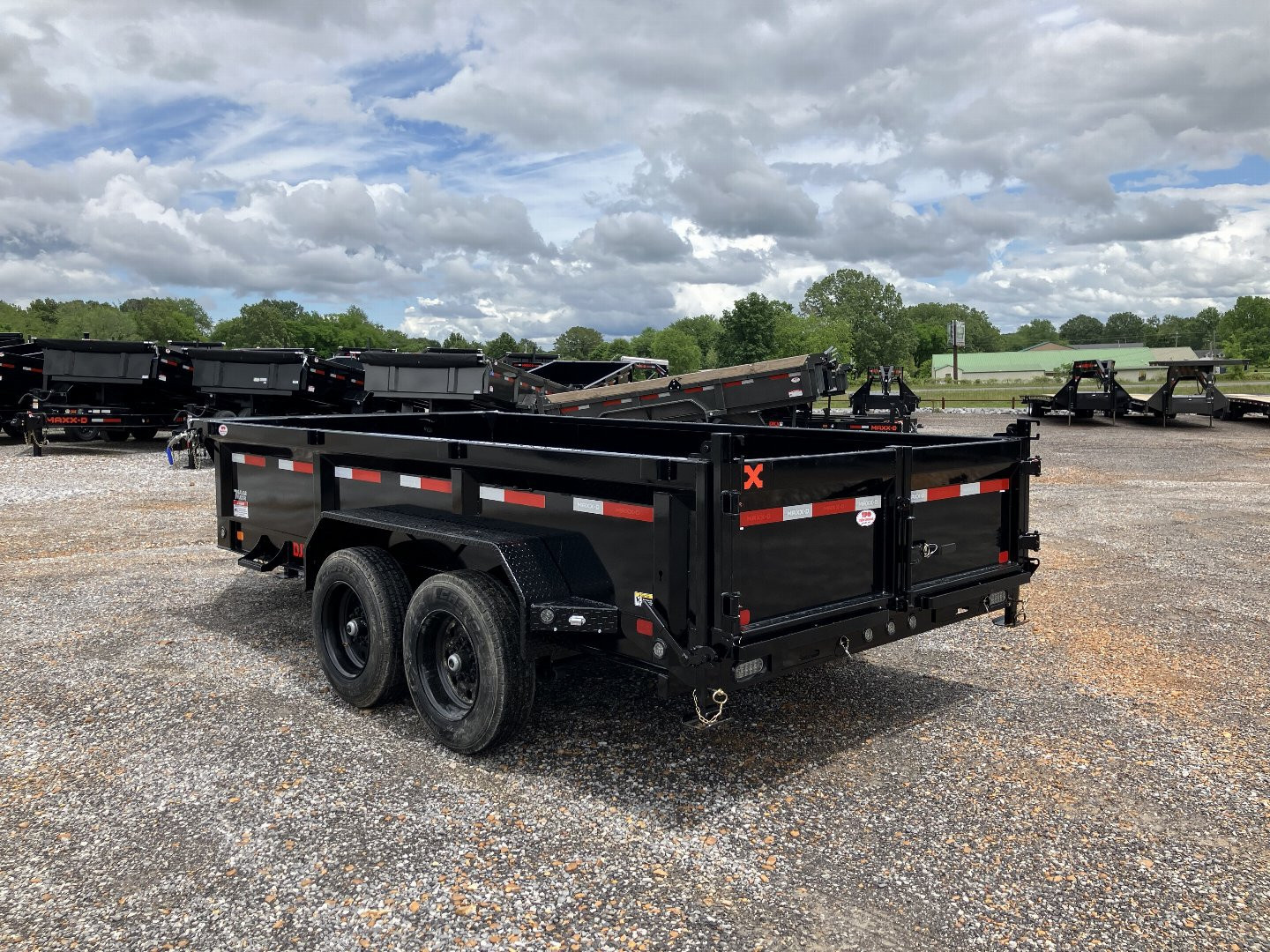 New 2026 MAXXD Dump Trailer | 83" x 14' 17.5K GVWR