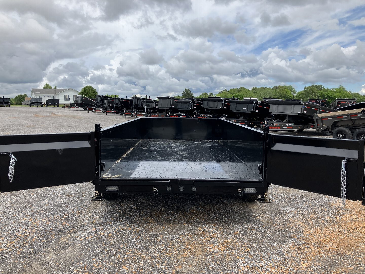 New 2026 MAXXD Dump Trailer | 83" x 14' 17.5K GVWR