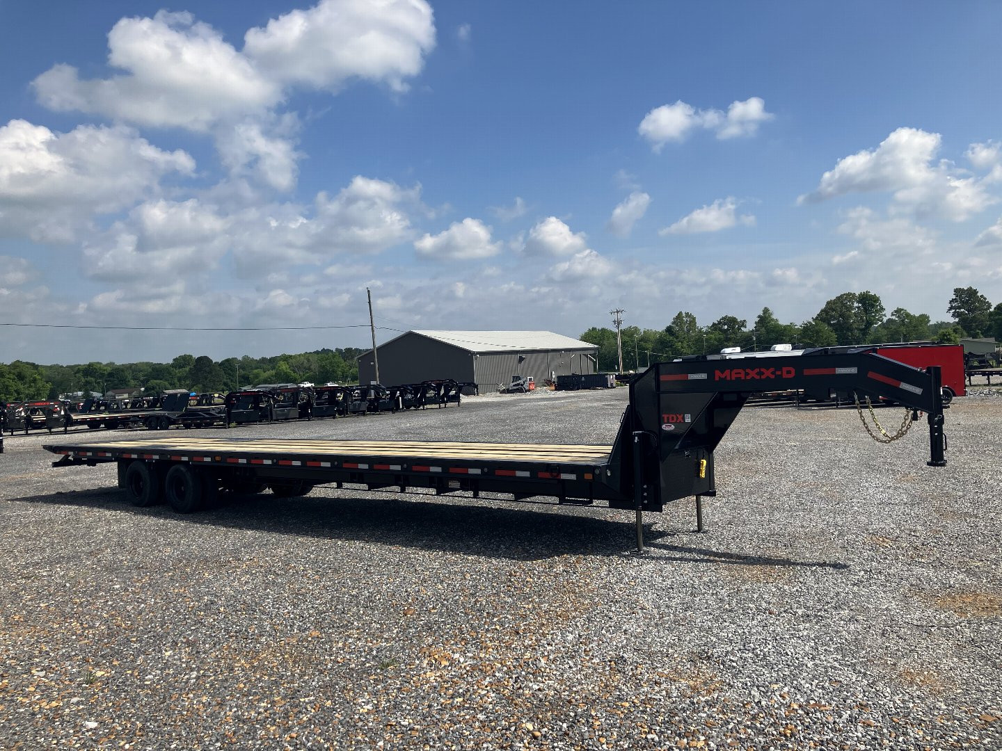 New 2026 MAXXD 102"X40' 30K Full Tilt Container Gooseneck Trailer