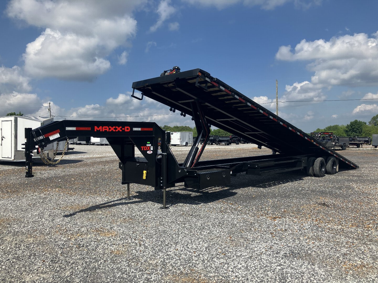 New 2026 MAXXD 102"X40' 30K Full Tilt Container Gooseneck Trailer