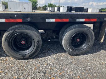 New 2026 MAXXD 102"X40' 30K Full Tilt Container Gooseneck Trailer
