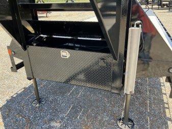 New 2025 Load Trail 102"x30' 24k Gooseneck Flatbed Trailer