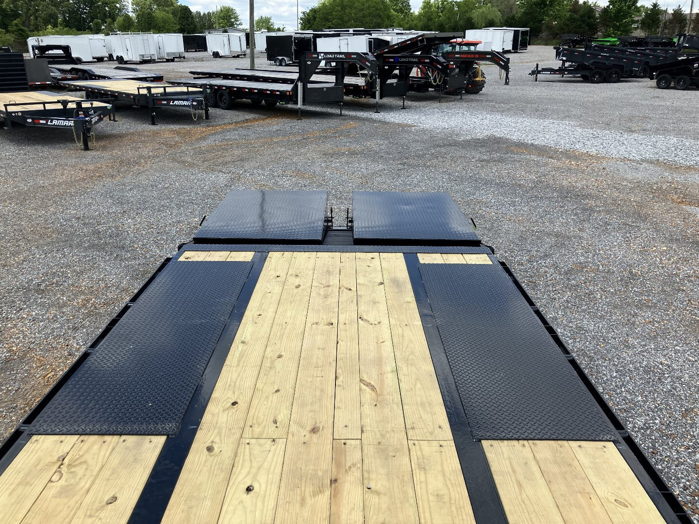 New 2025 Load Trail Gooseneck Flatbed Trailer | 102" x 30' GVWR