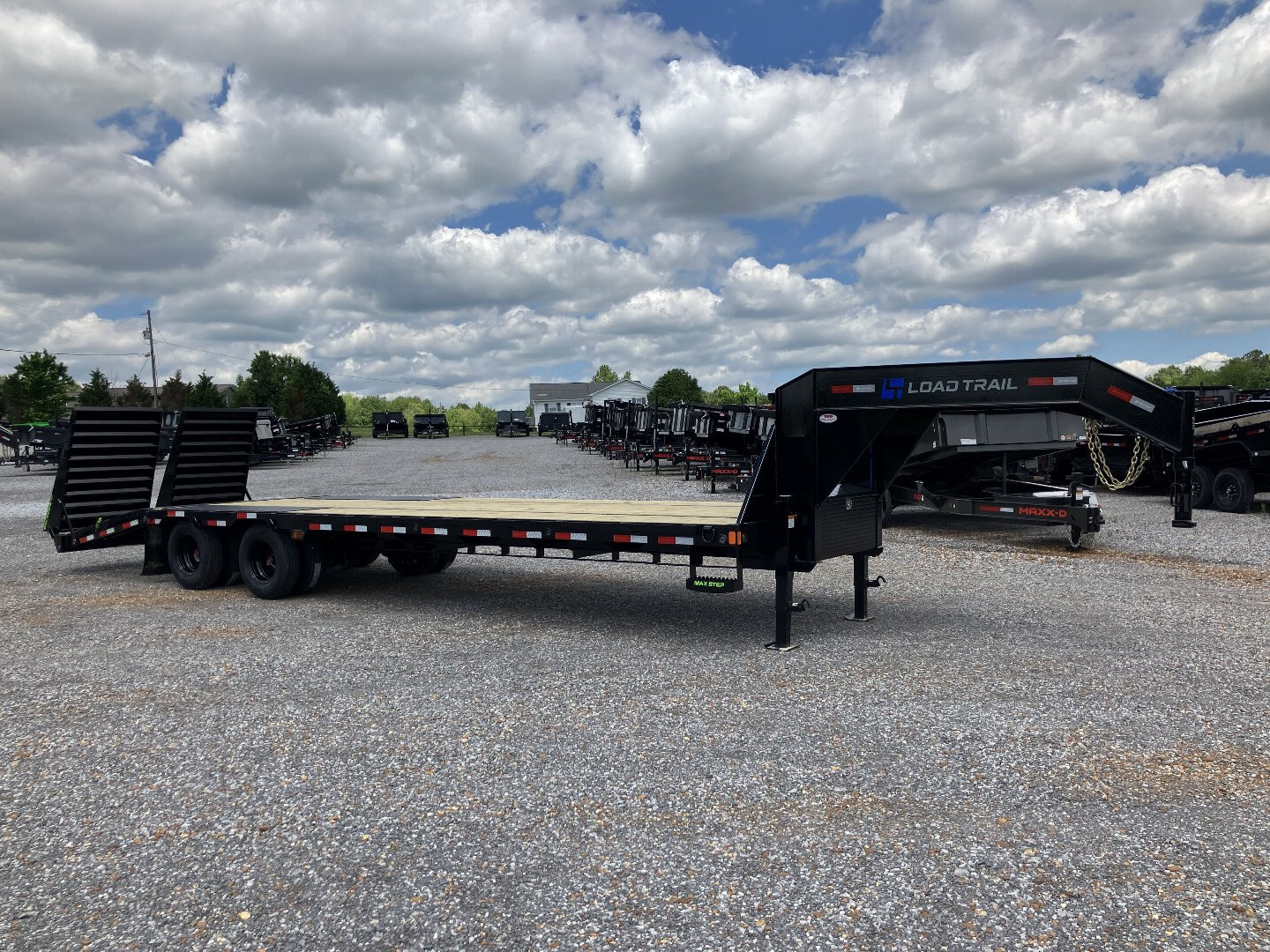 New 2025 Load Trail Gooseneck Flatbed Trailer | 102" x 30' GVWR