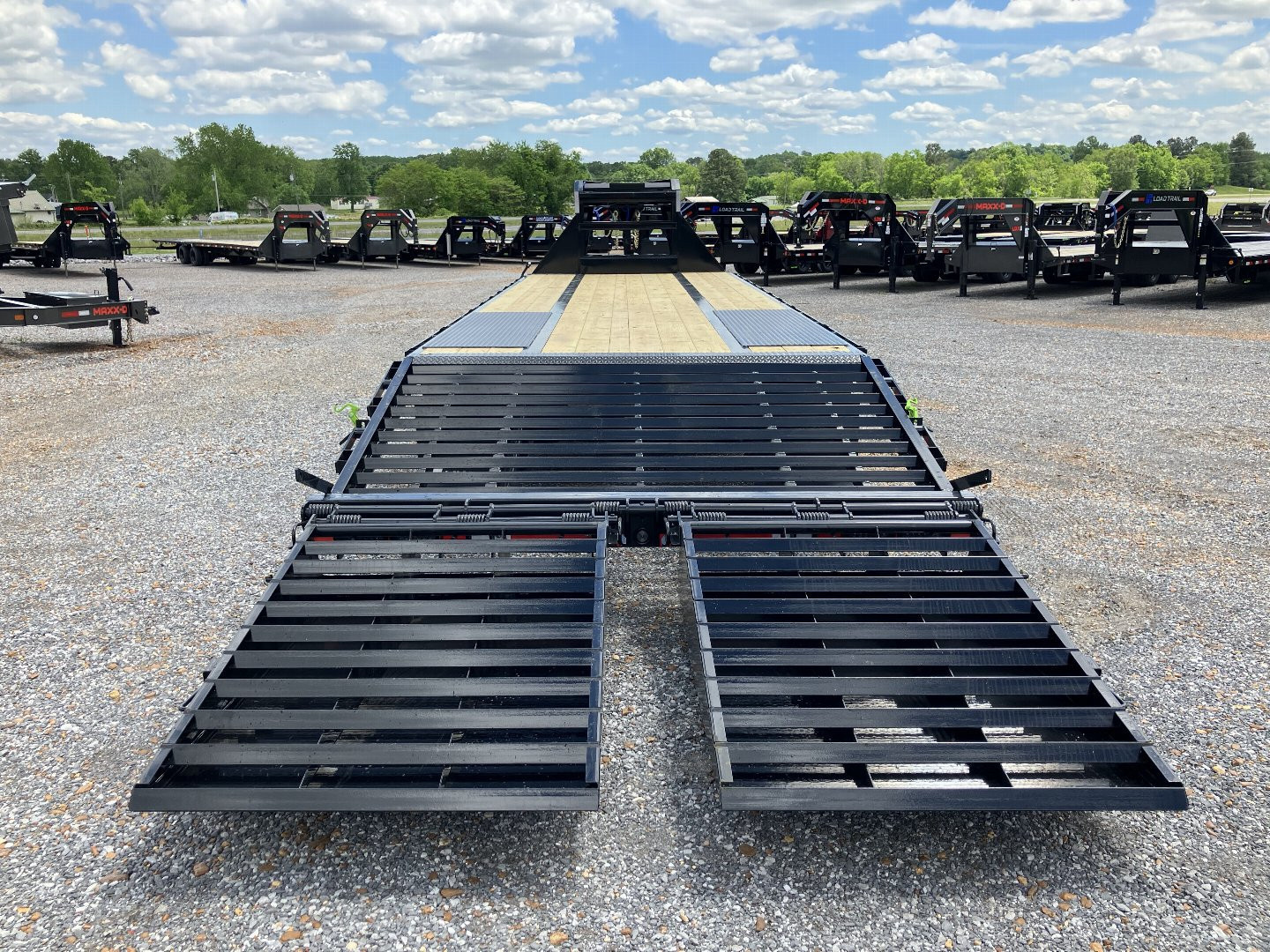 New 2025 Load Trail Gooseneck Flatbed Trailer | 102" x 30' GVWR