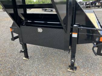 New 2025 Load Trail Gooseneck Flatbed Trailer | 102" x 30' GVWR