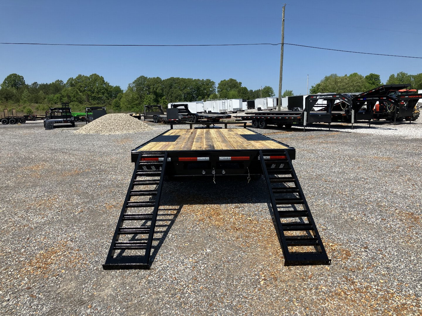 New 2026 MAXXD 102"X20' 14K Flatbed Trailer