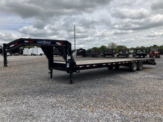 Used 2015 Load Trail 102"X30' 14k Gooseneck Flatbed Trailer