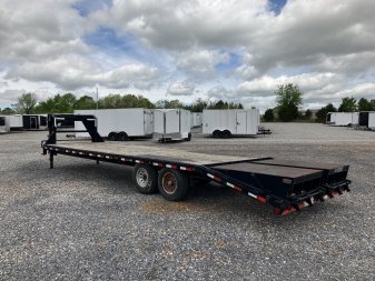Used 2015 Load Trail 102"X30' 14k Gooseneck Flatbed Trailer