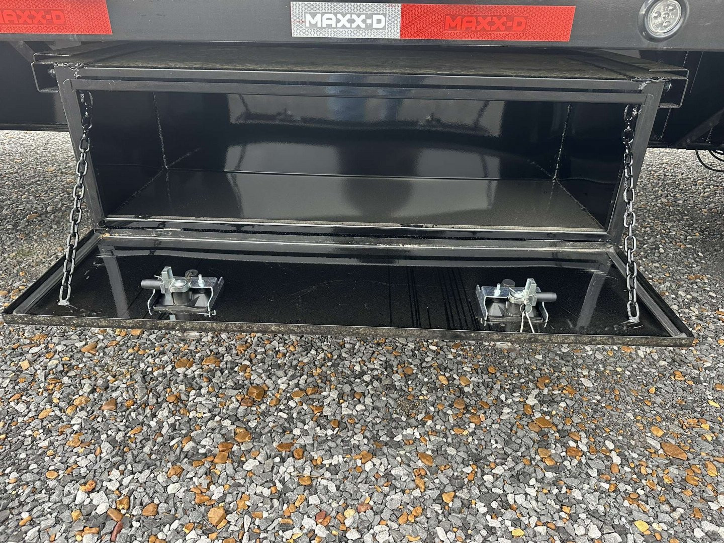 New 2025 MAXXD 102"X40' 40K *ENGINEERED FRAME* HYD DOVE Gooseneck Flatbed Trailer *AIR RIDE*