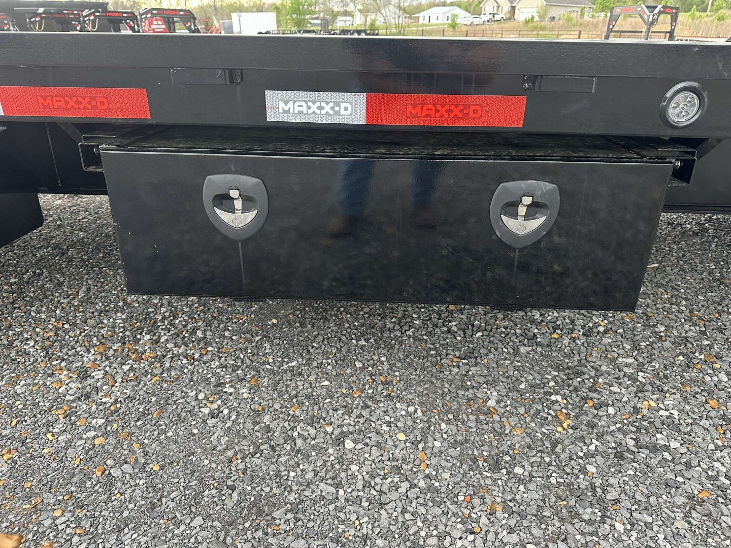 New 2025 MAXXD 102"X40' 40K *ENGINEERED FRAME* HYD DOVE Gooseneck Flatbed Trailer *AIR RIDE*