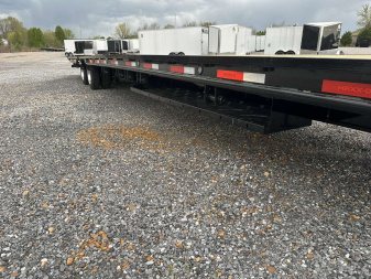 New 2025 MAXXD 102"X40' 40K *ENGINEERED FRAME* HYD DOVE Gooseneck Flatbed Trailer *AIR RIDE*