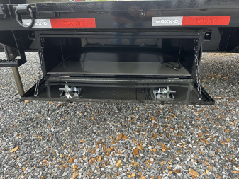 New 2025 MAXXD 102"X40' 40K *ENGINEERED FRAME* HYD DOVE Gooseneck Flatbed Trailer *AIR RIDE*