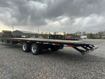 New 2025 MAXXD 102"X40' 40K *ENGINEERED FRAME* HYD DOVE Gooseneck Flatbed Trailer *AIR RIDE*