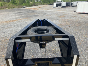 New 2025 MAXXD 102" x 32' 25.9K HYD Dove Gooseneck Trailer