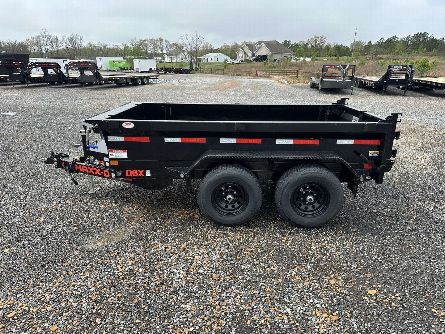 New 2025 MAXXD 60"x10' 10k Dump Trailer