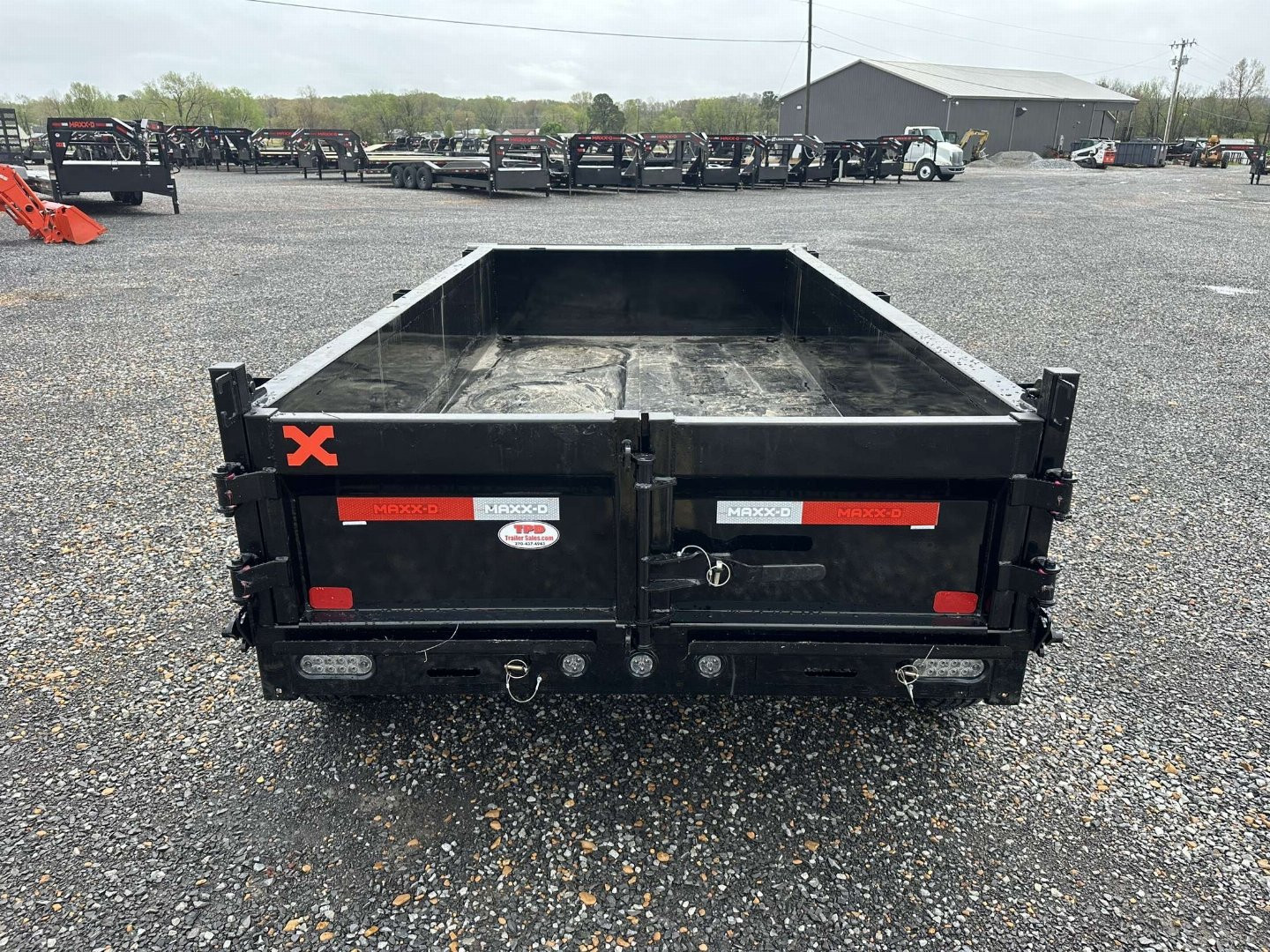 New 2025 MAXXD 60"x10' 10k Dump Trailer
