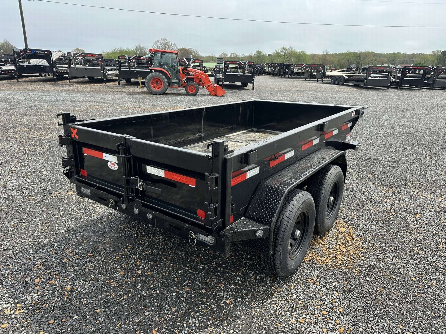 New 2025 MAXXD 60"x10' 10k Dump Trailer