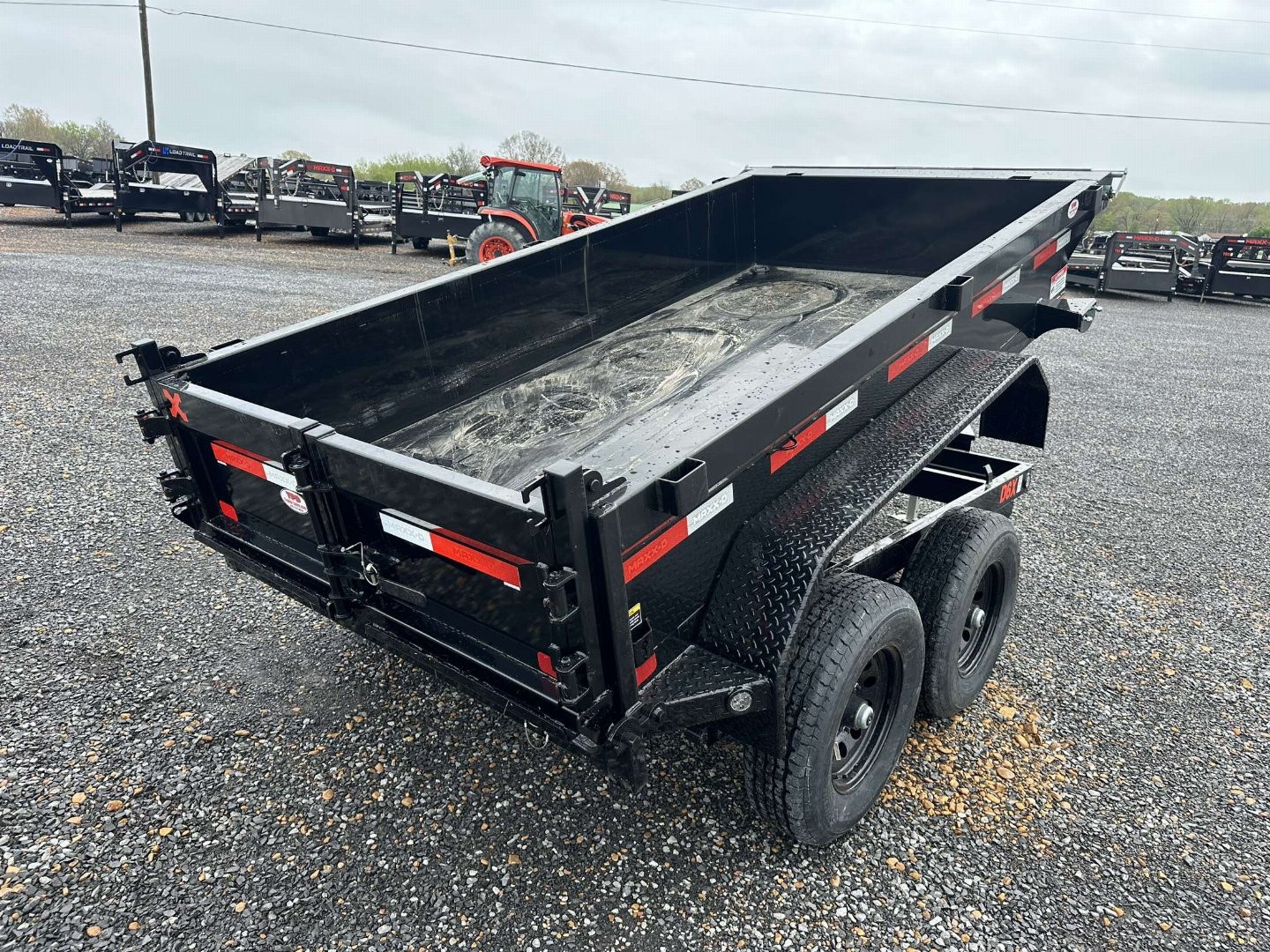 New 2025 MAXXD 60"x10' 10k Dump Trailer