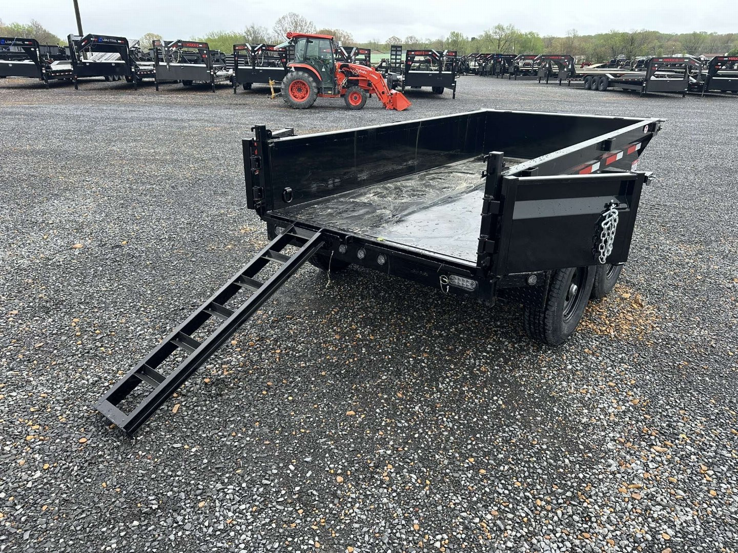New 2025 MAXXD 60"x10' 10k Dump Trailer