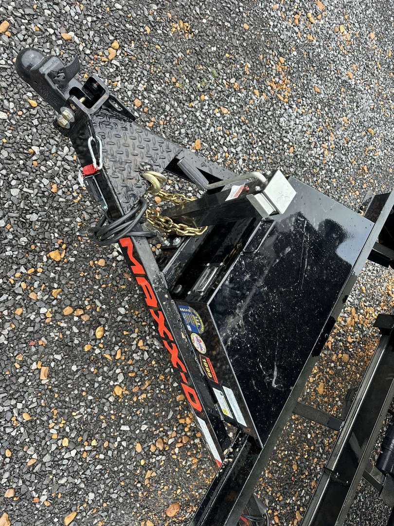 New 2025 MAXXD 60"x10' 10k Dump Trailer